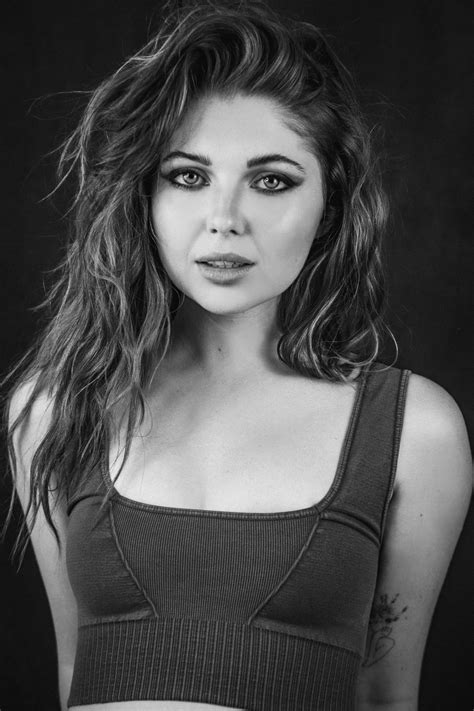 sammi hanratty naked|Sammi Hanratty Topless Cendored And Sexy (51 Photos And。